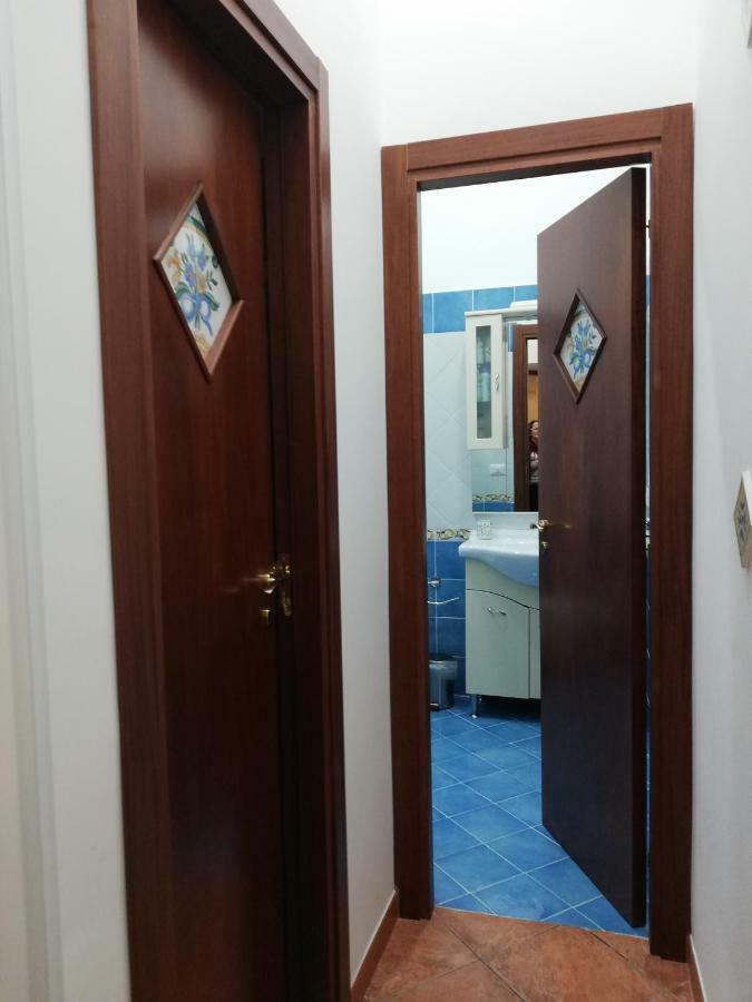 Casa Lillina A Toledo , Near Piazza Del Plebiscito Leilighet Napoli Eksteriør bilde