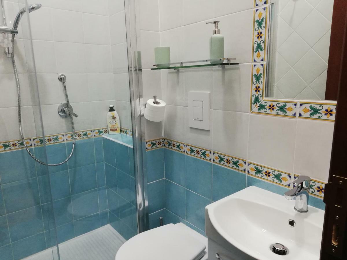 Casa Lillina A Toledo , Near Piazza Del Plebiscito Leilighet Napoli Eksteriør bilde