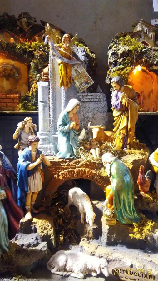Casa Lillina A Toledo , Near Piazza Del Plebiscito Leilighet Napoli Eksteriør bilde